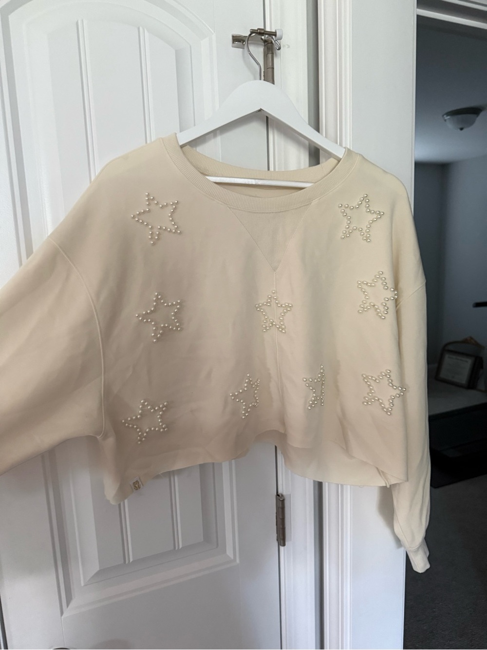 Simply Southern Cream Pearl Star Cropped Sweatshirt